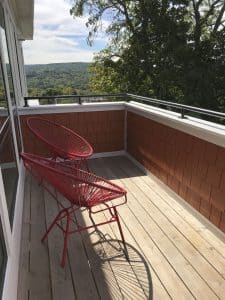 Select apartment with balcony